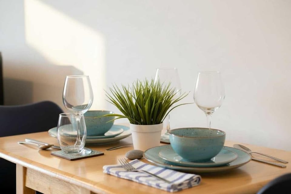 Fantastic 1 Bed Apartment in Crawley Apartment in Crawley