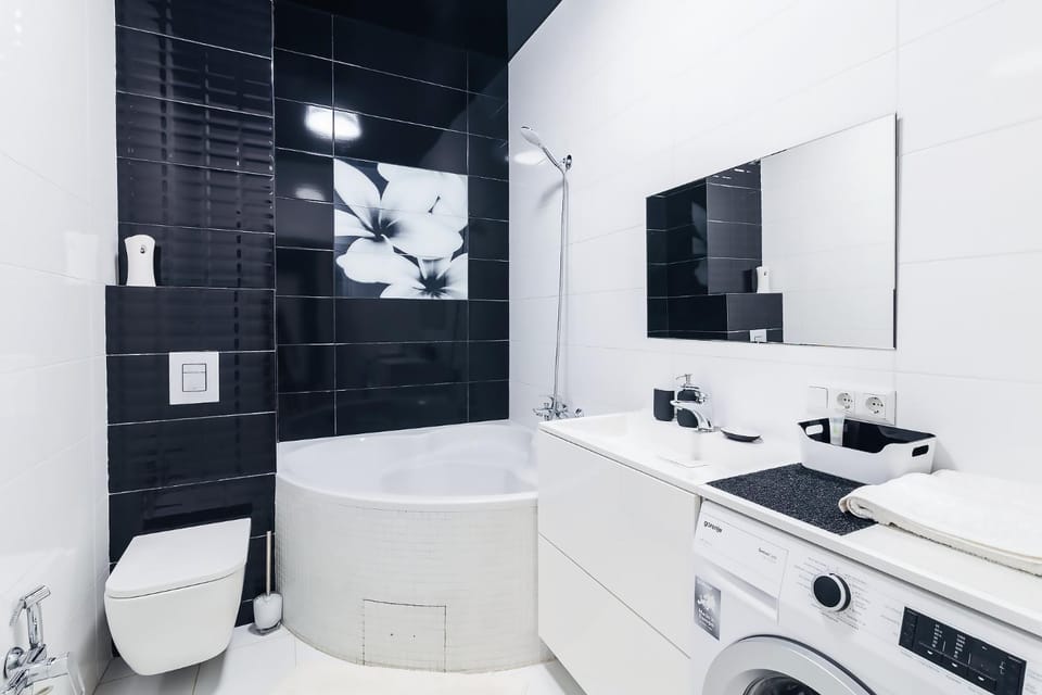 Bathroom, Bath, towels, washing machine