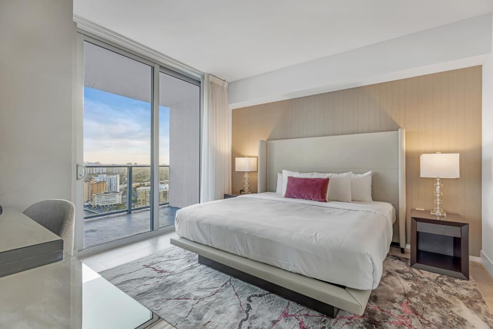 Bed, Balcony/Terrace, Photo of the whole room, Bedroom