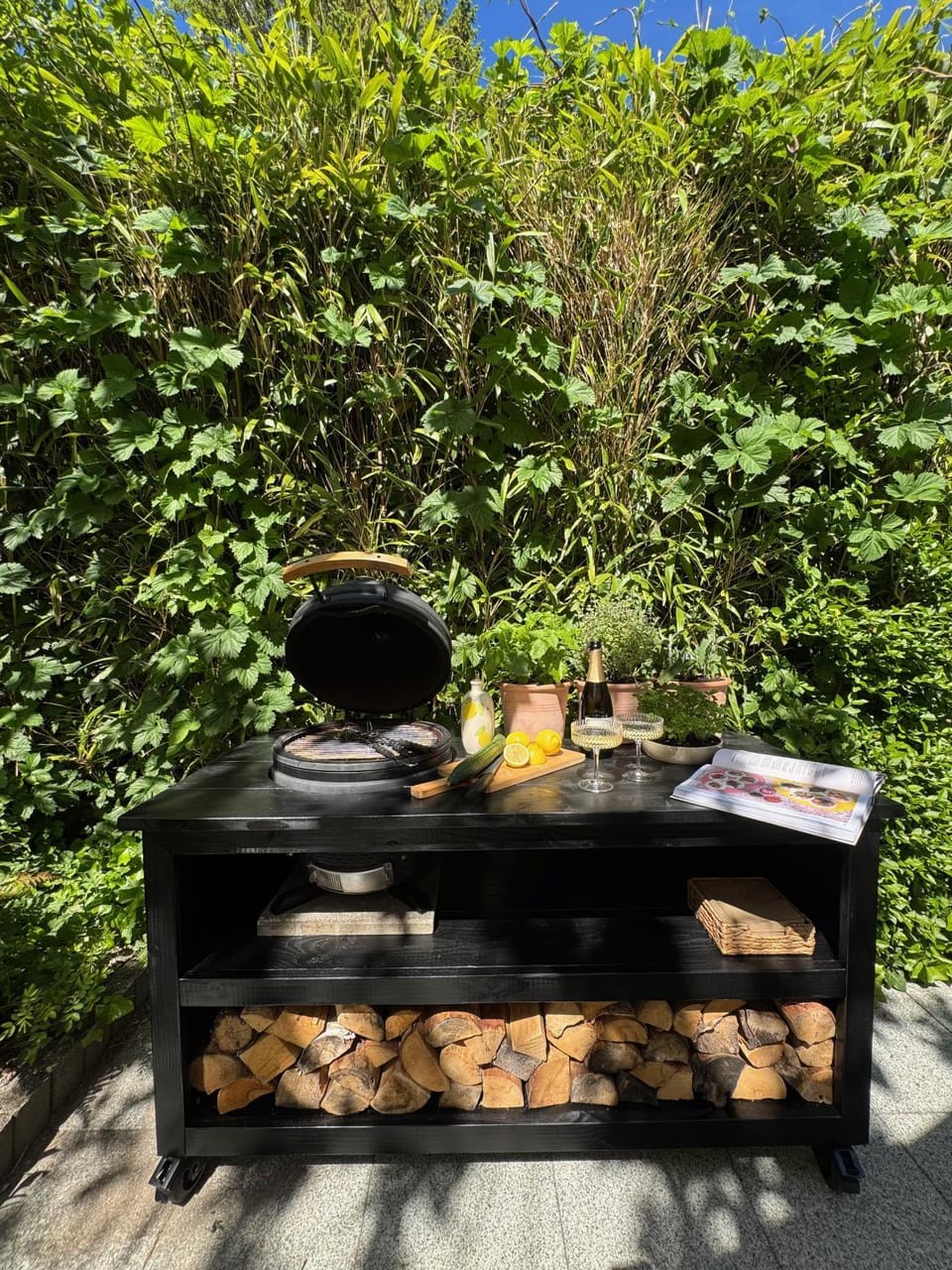 BBQ facilities, Garden