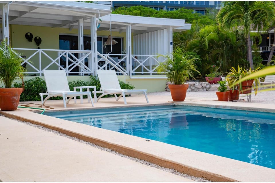 Casa Monte Bello House in Willemstad