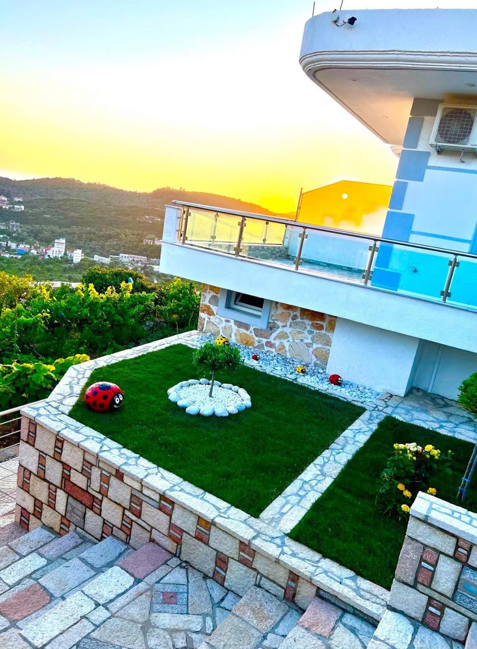 Mistral Inn Inn in Vlorë County, Albania