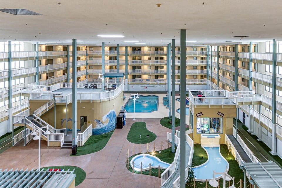 Beach & Pool Access: Hilton Head Resort Condo House in Hilton Head Island