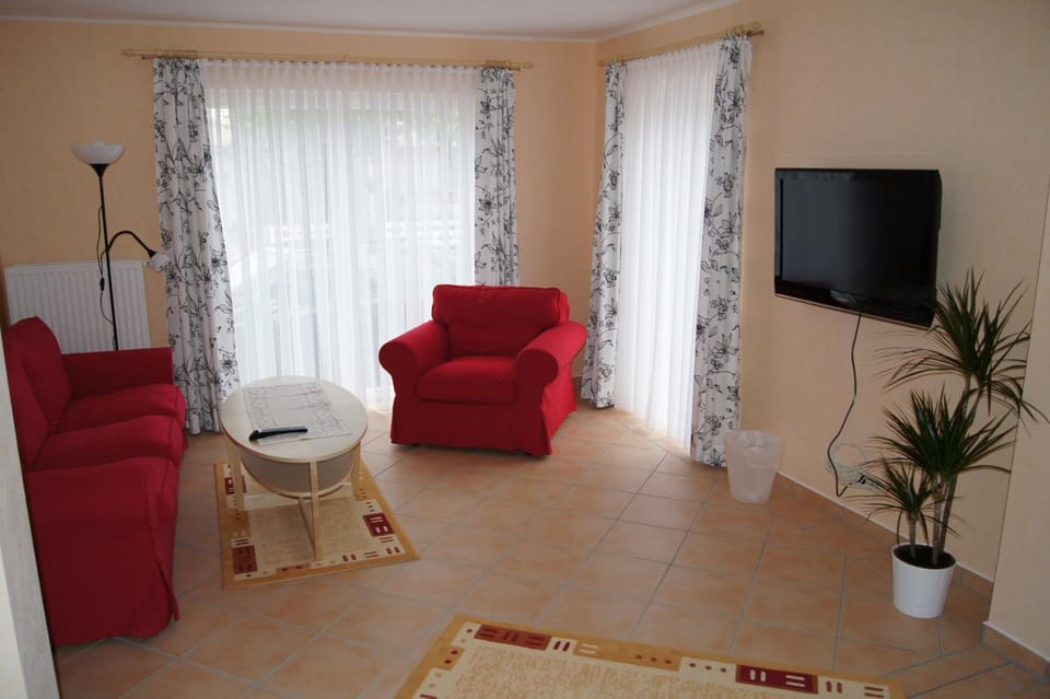 Living room, Photo of the whole room