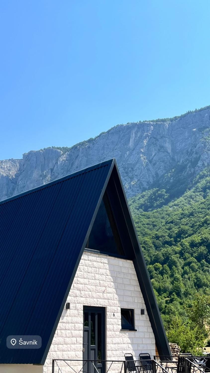 Natures Escape Kozarica Chalet in Montenegro