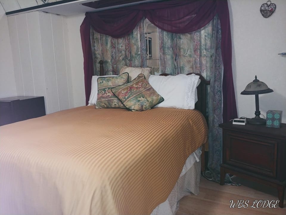 Whitebird Summit BNB Bed and Breakfast in Salmon River