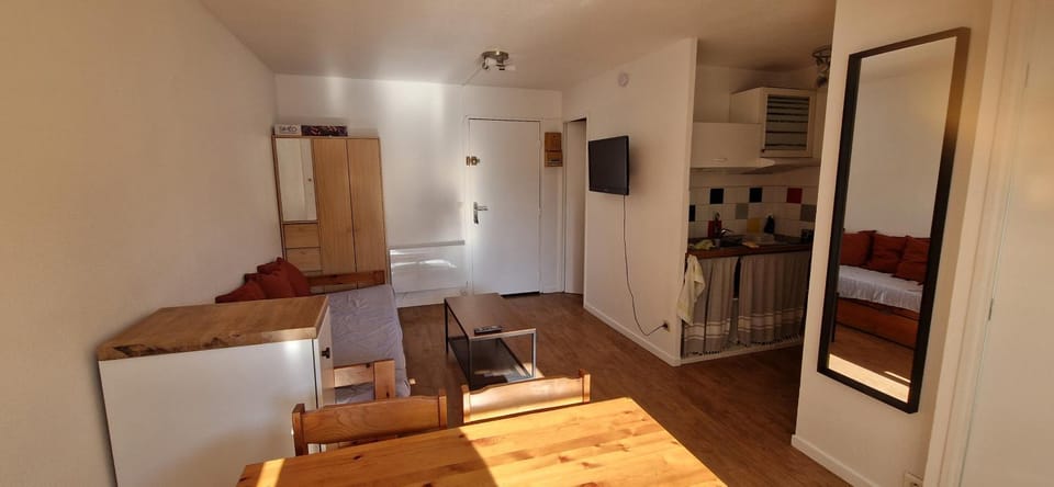 Appartement avec piscine et garage Apartment in Le Grau-du-Roi