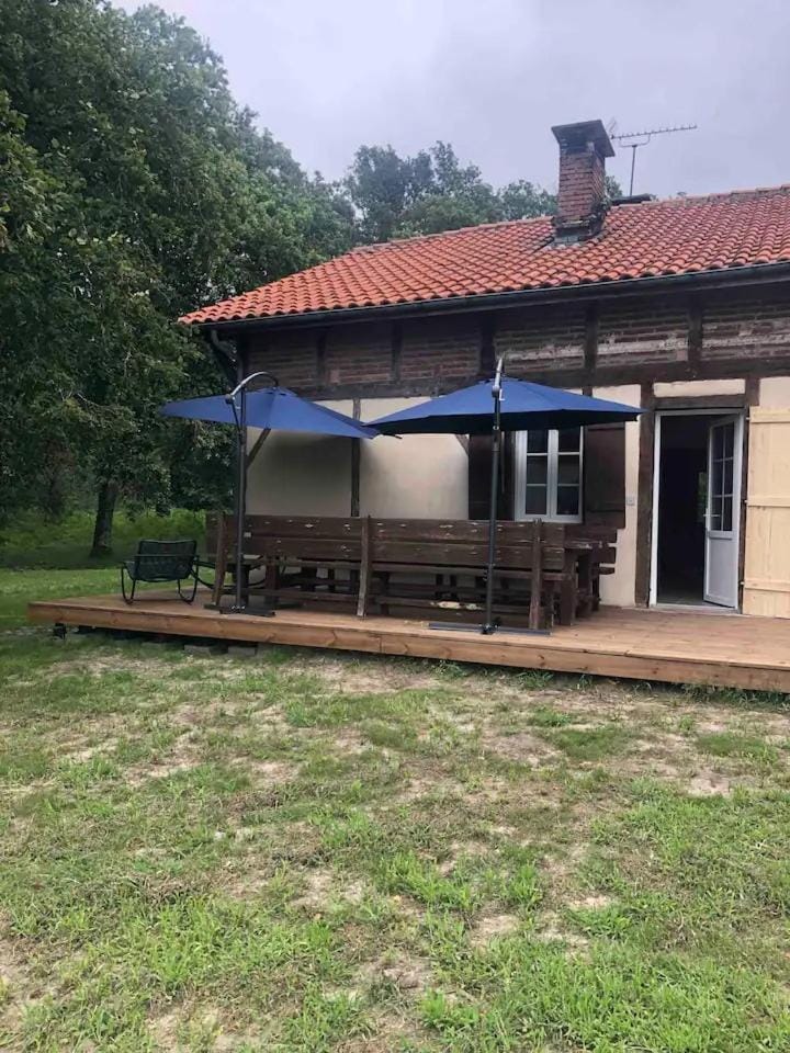 Le Couart House in Nouvelle-Aquitaine