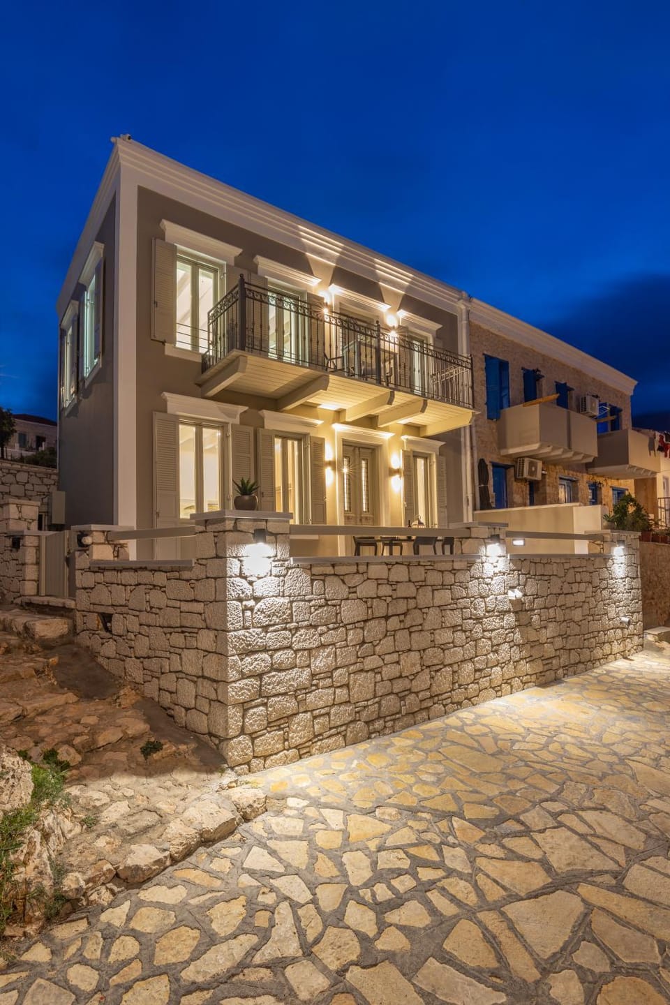 Property building, Night