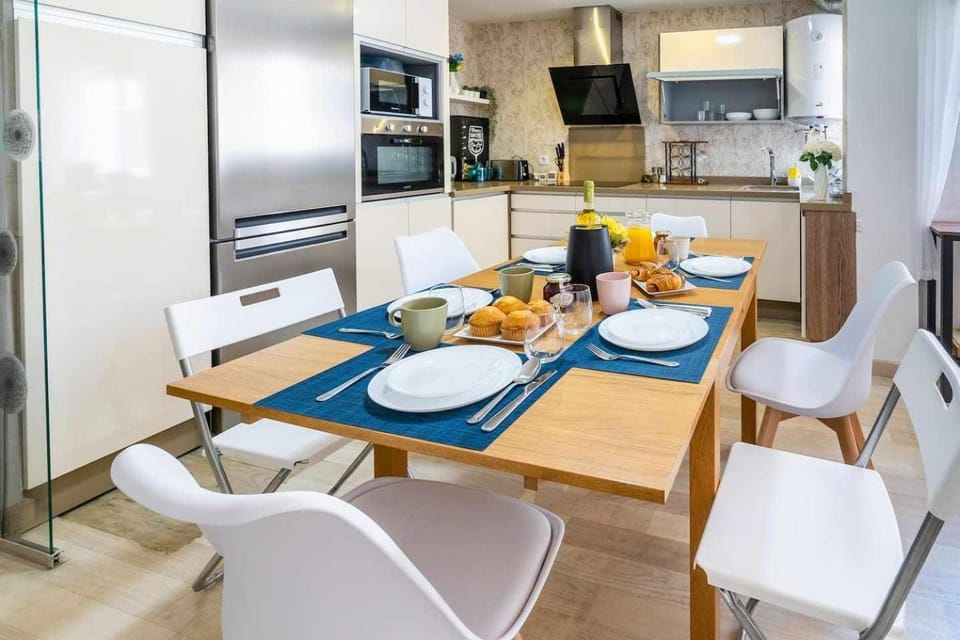 Apartamento a 500m de la Judería con Parking Apartment in Cordoba