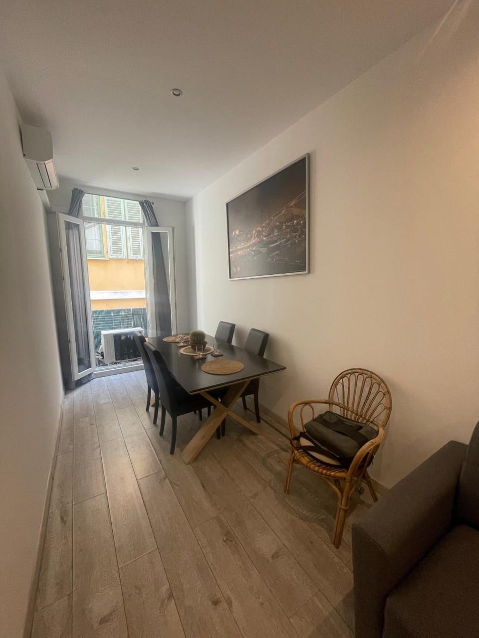 2 Piéces nice tout confort vieux nice cours saleya proche commerces et mer Apartment in Nice