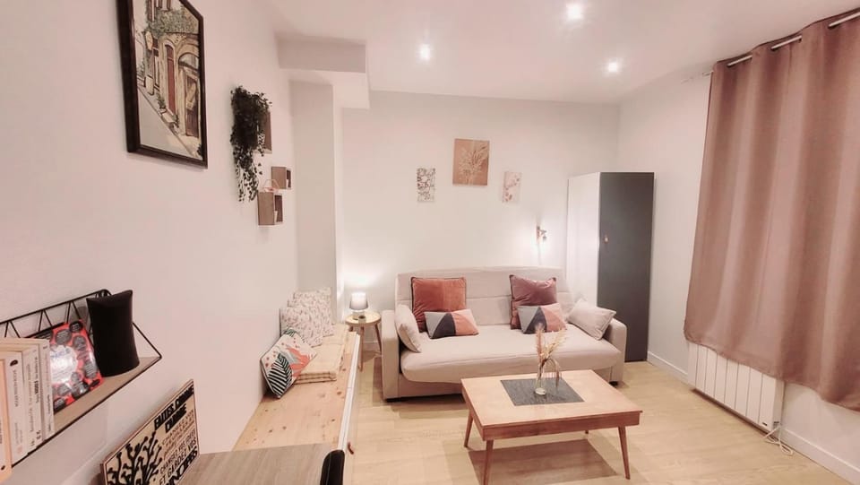 Le petit havre de paix, Proche Paris-Disney-Asterix-Aéroport CDG Apartment in Île-de-France
