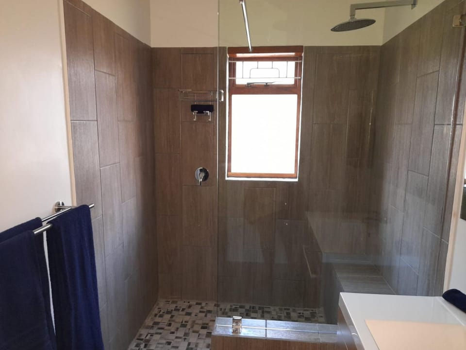 105 on Sarel Cilliers Apartment in Cape Town