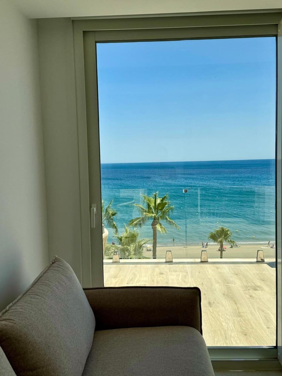 Living room, Sea view