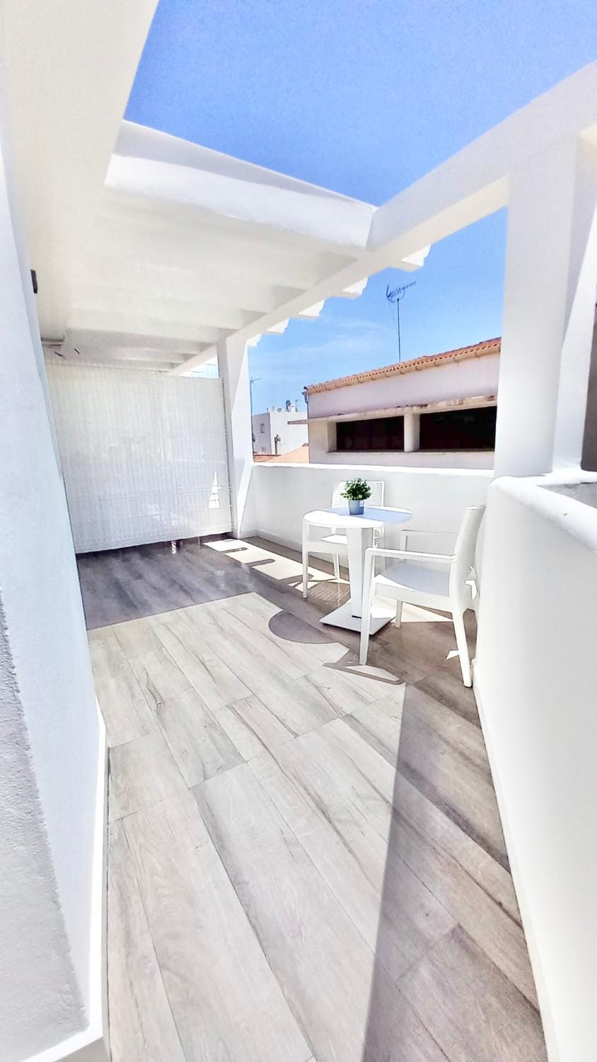 Balcony/Terrace, Balcony/Terrace