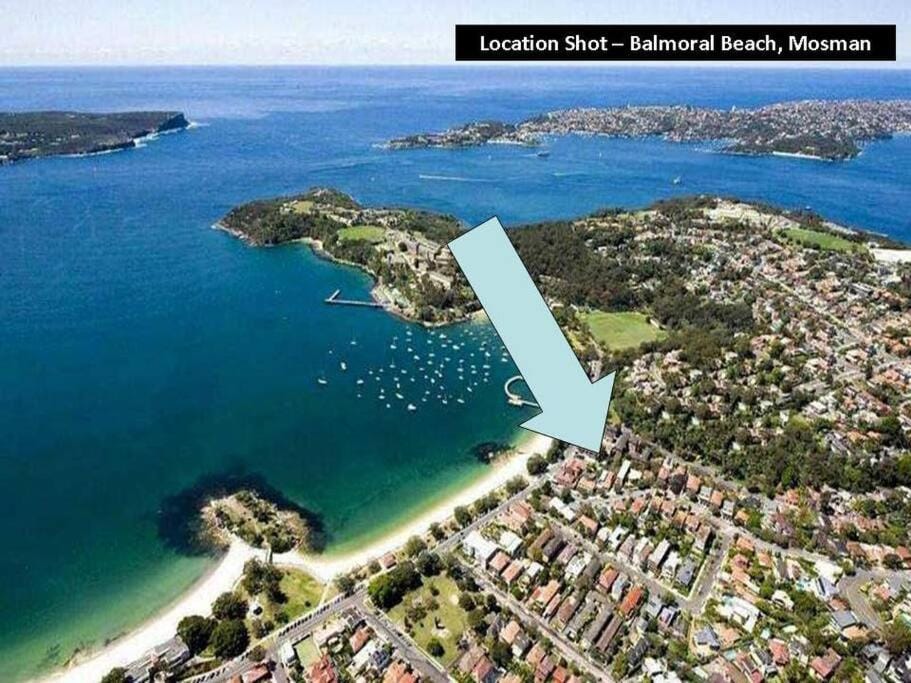 BOT01 - Balmoral Light and Airy Beach Apartment Apartment in Sydney