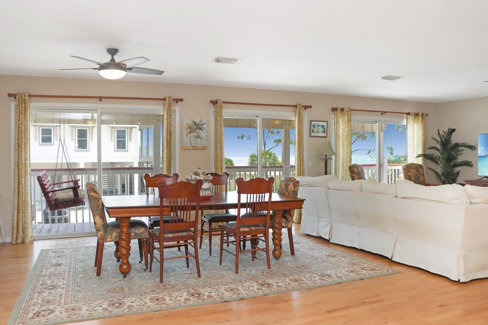 Summer Breeze by Pristine Properties Vacation Rentals House in Florida