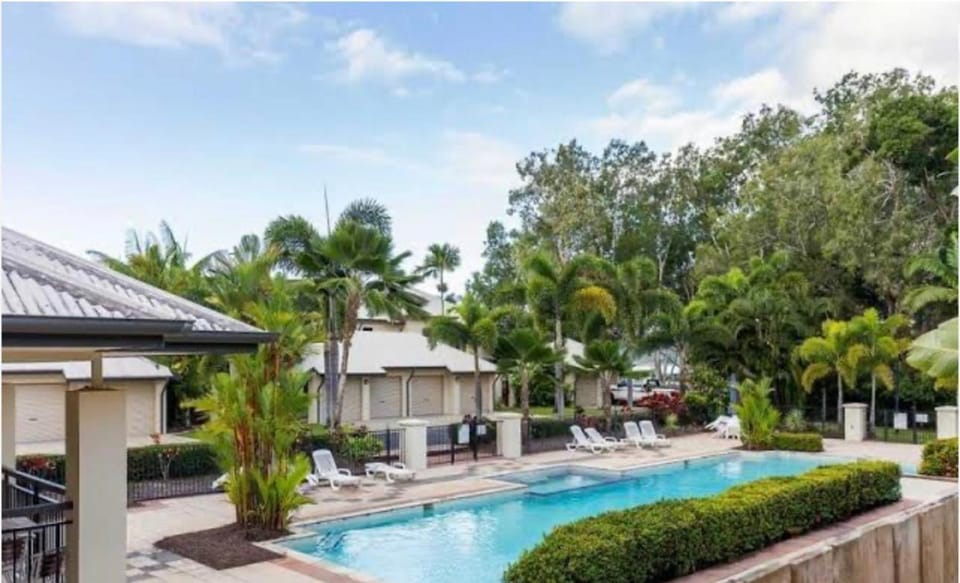 Lahania by the Sea - JJ Place Vacation rental in Cairns