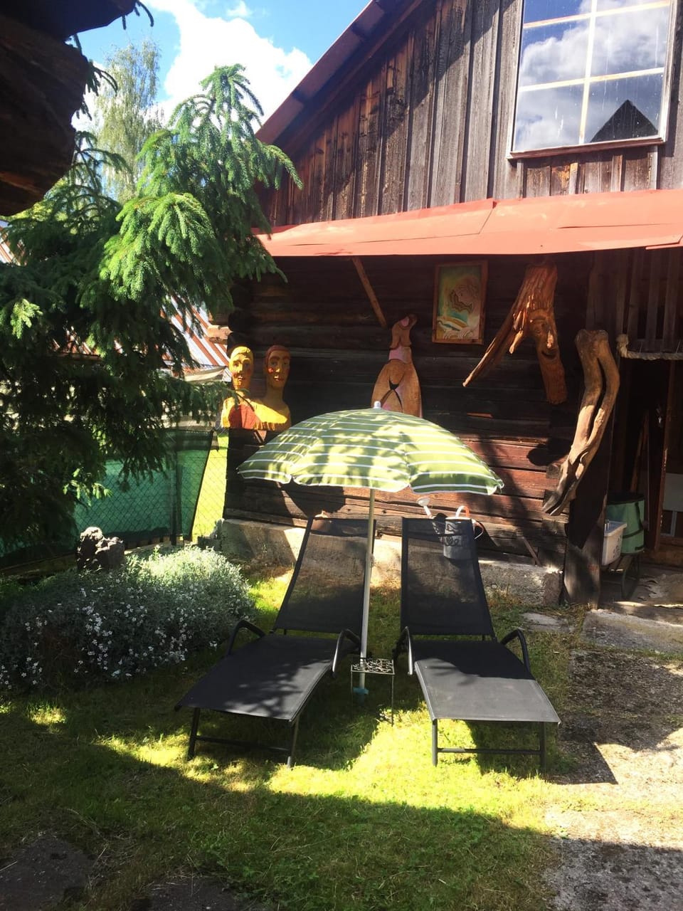 Seating area