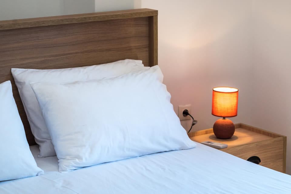 Photo of the whole room, Bedroom