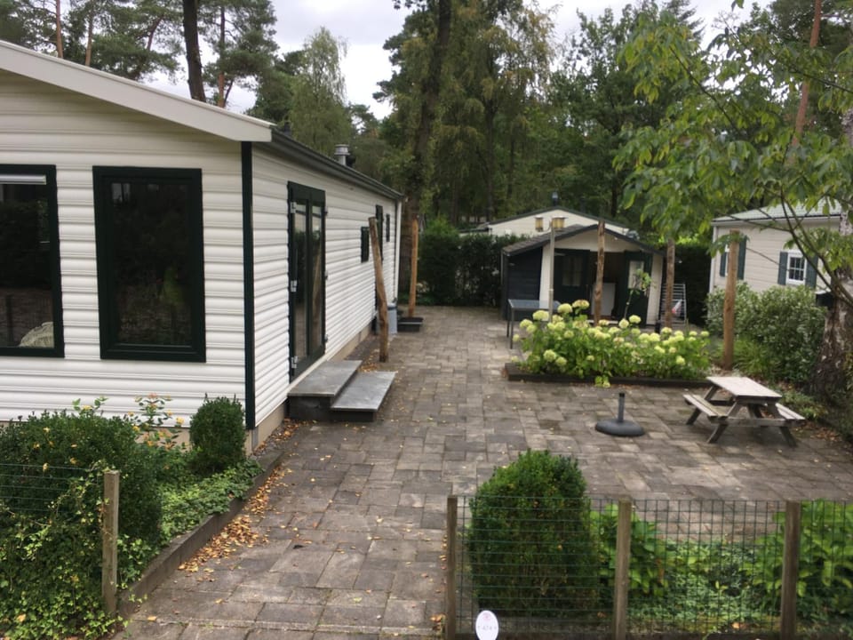 Property building, Garden