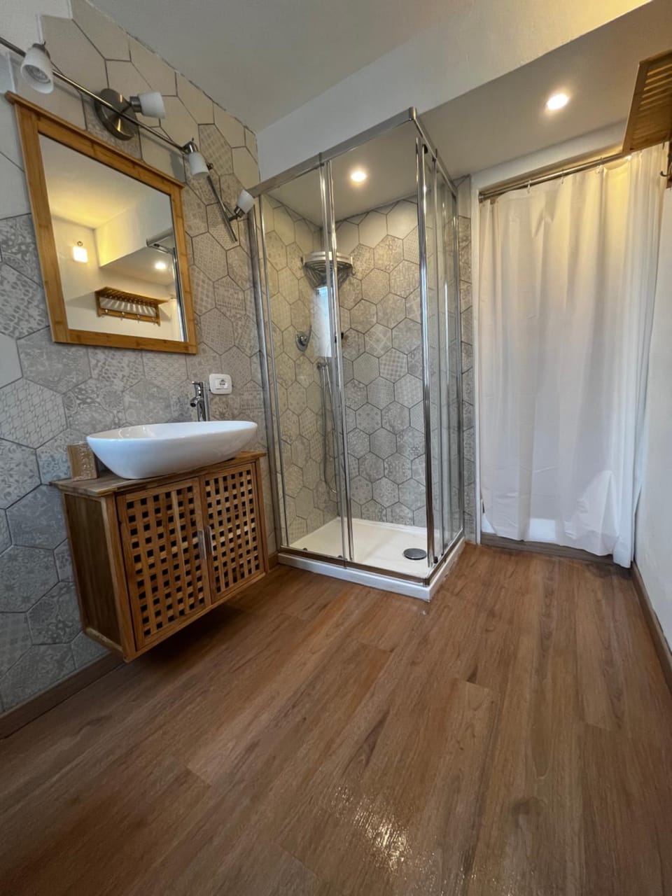 Shower, Bathroom