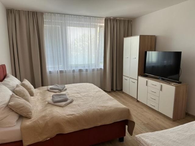 Sunny House Two Apartment in Bratislava