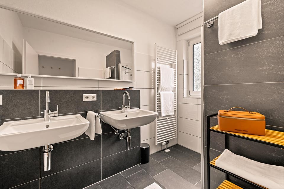 Ferien-Apartment Seehas - mit priv Strandzugang Apartment in Friedrichshafen