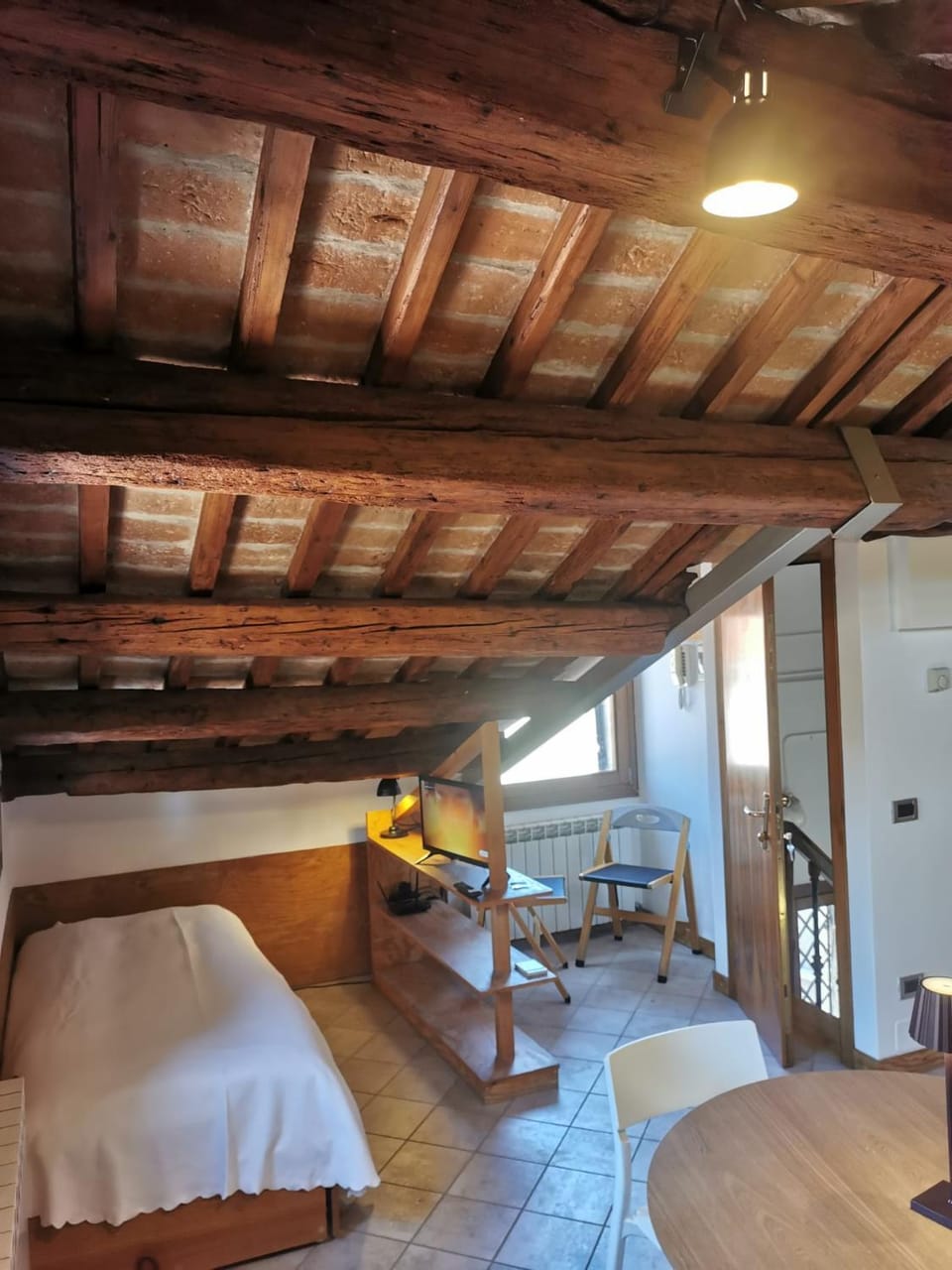 Living room, Photo of the whole room