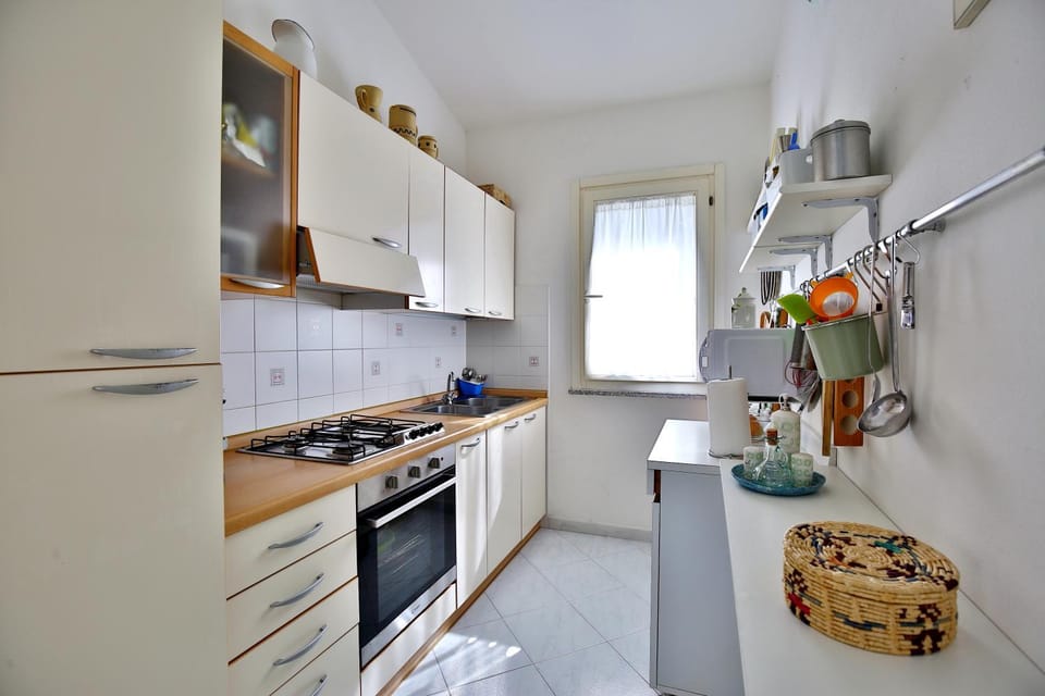 Restaurant/places to eat, Kitchen or kitchenette, Breakfast, kitchen, kitchen