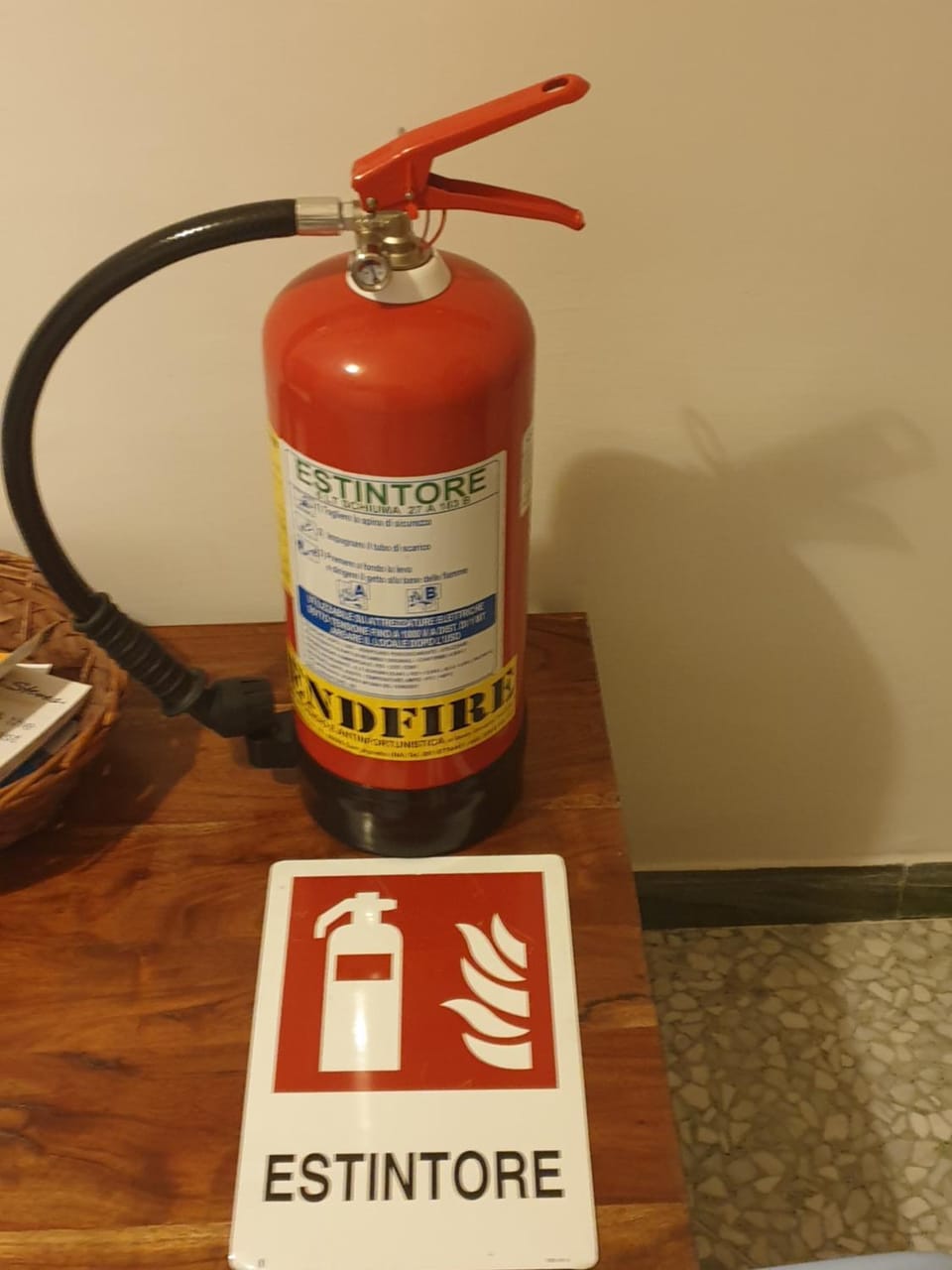 Logo/Certificate/Sign