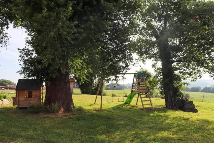 Maison Puchouaou Gîte 8 ou 12 personnes avec piscine privée House in Occitanie