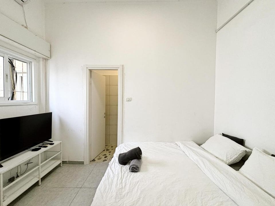 HaYarkon Seaside - Studio By Vacay Apartment in Tel Aviv-Yafo