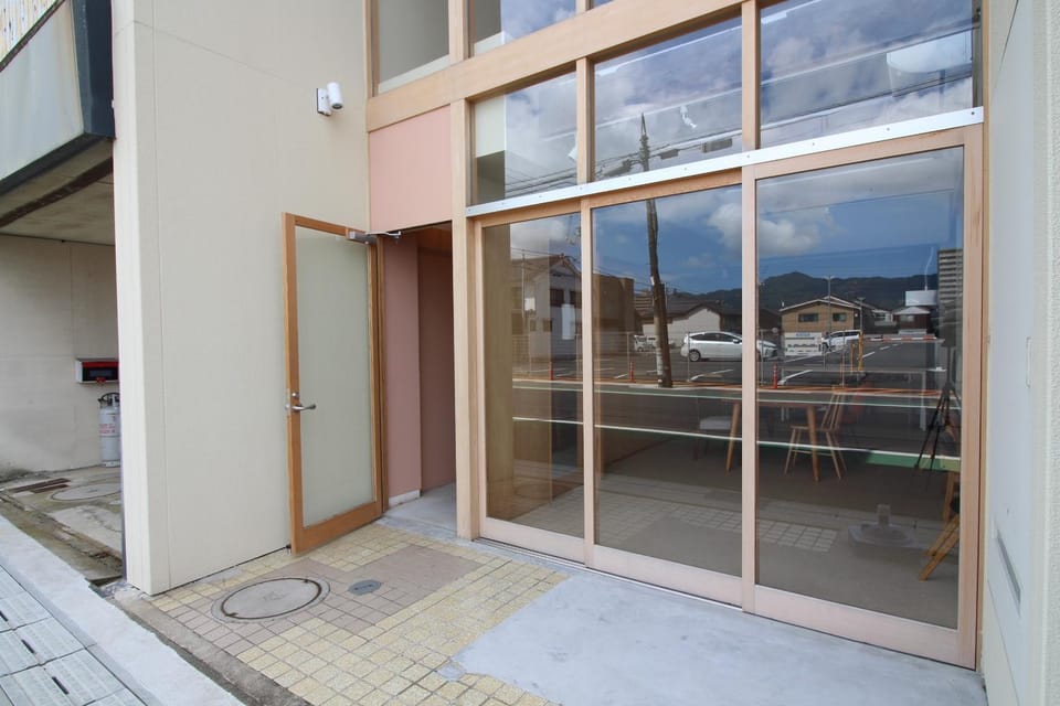 Property building, Day
