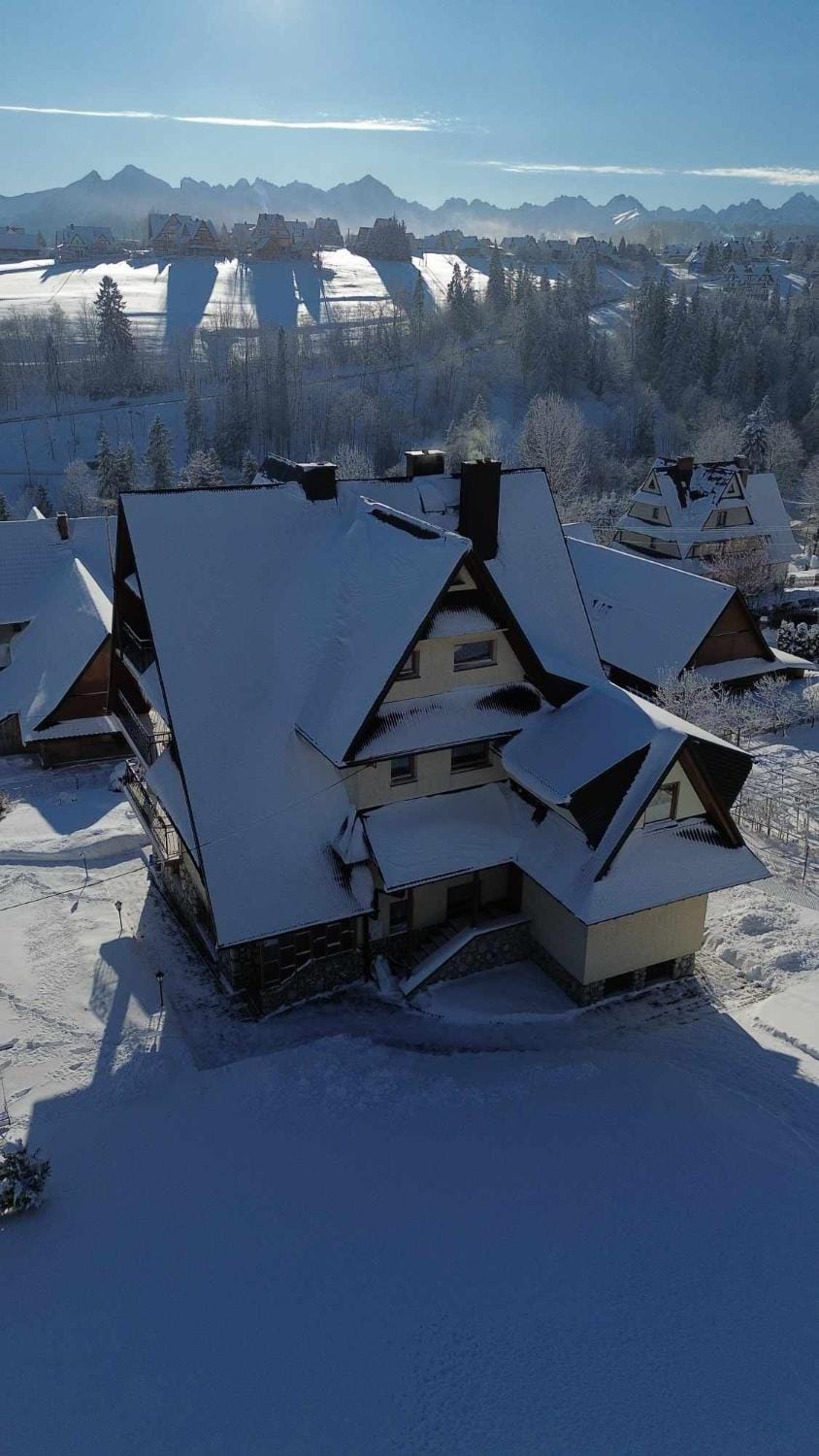 Property building, Winter