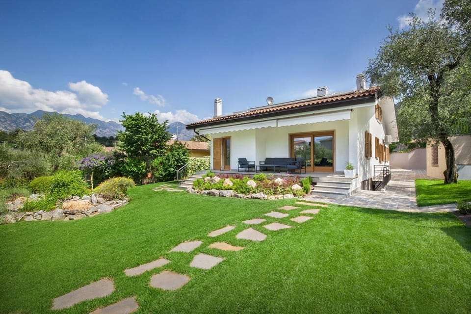 Villa Fani-Wellness & Relax Villa in Malcesine