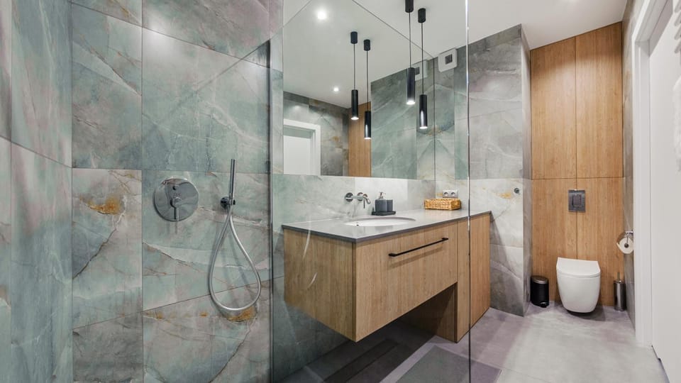 Shower, Bathroom