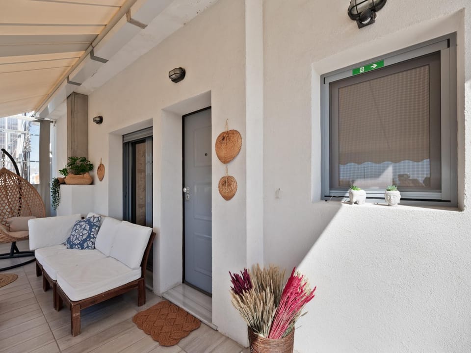 Patio, View (from property/room), Balcony/Terrace, Seating area