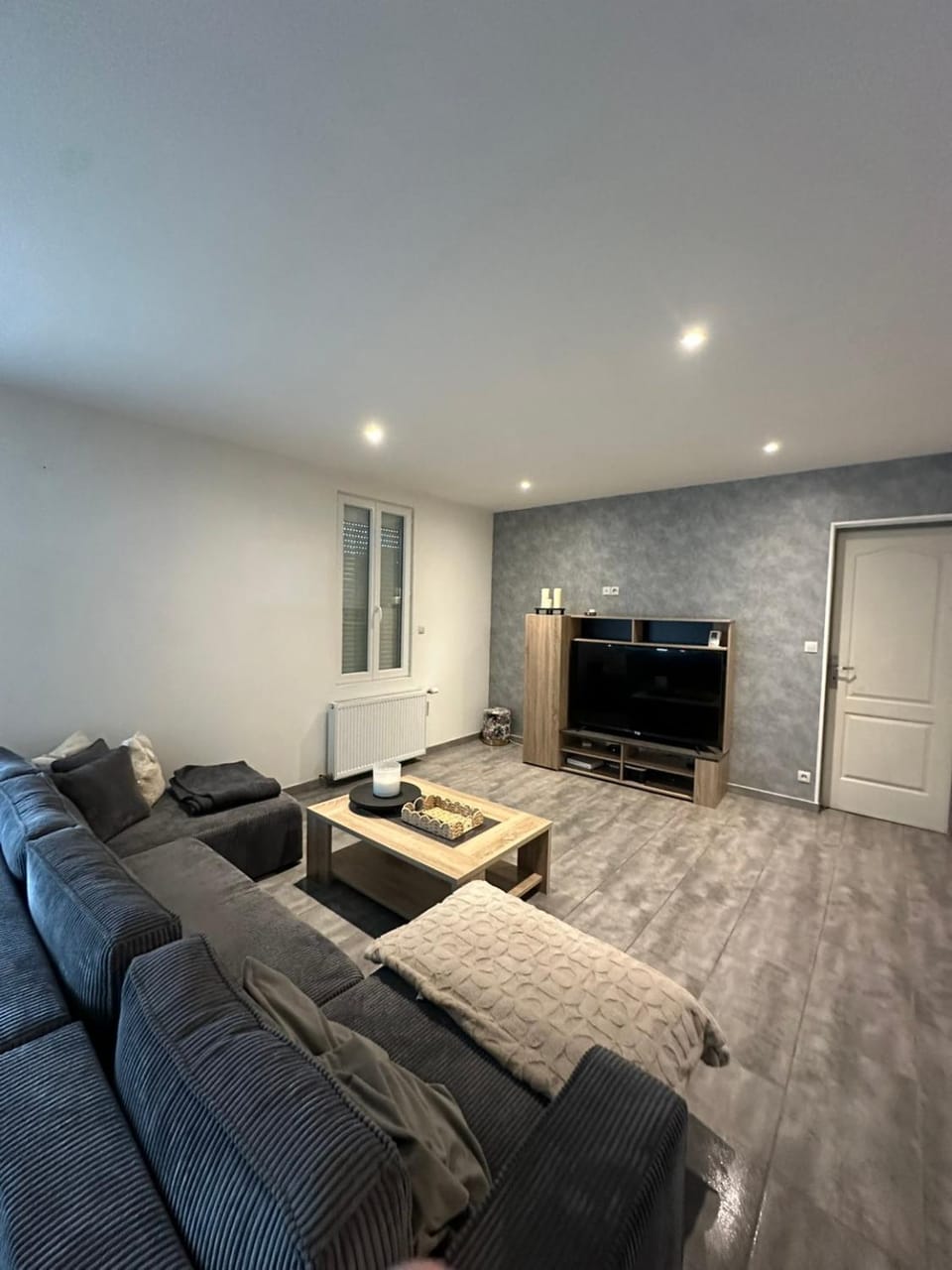 proche circuit 24h du mans Maison 3 chambres Apartment in Le Mans