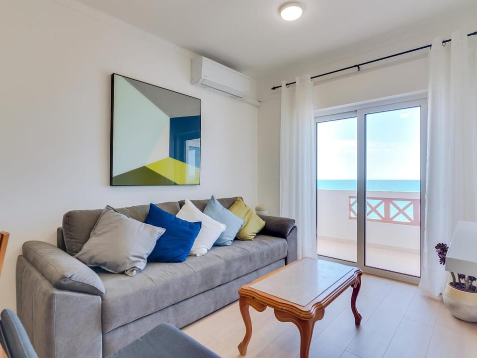 Living room, Sea view, air conditioner