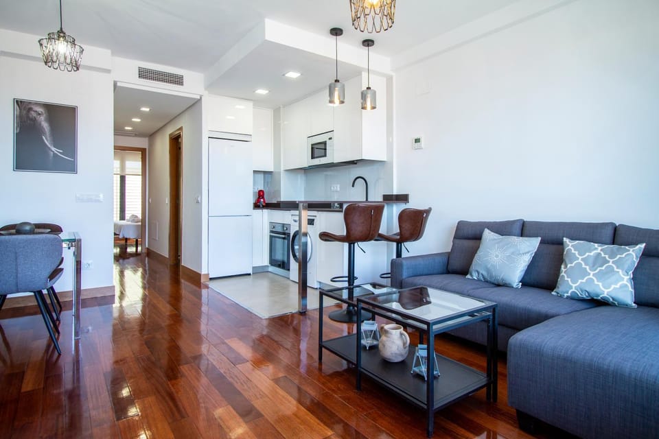 Apartamentos Castilla Luz Business Apartment in Madrid
