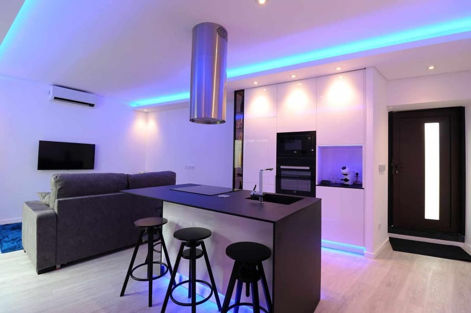 Communal lounge/ TV room, Kitchen or kitchenette, Dining area