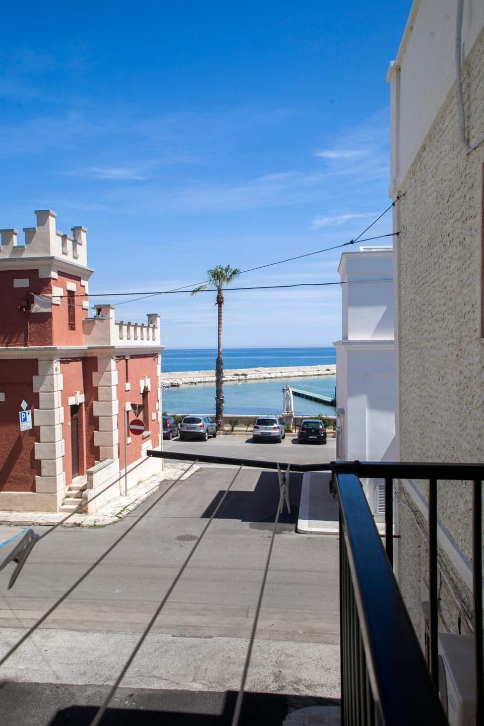 Day, Natural landscape, Balcony/Terrace, Sea view, Quiet street view