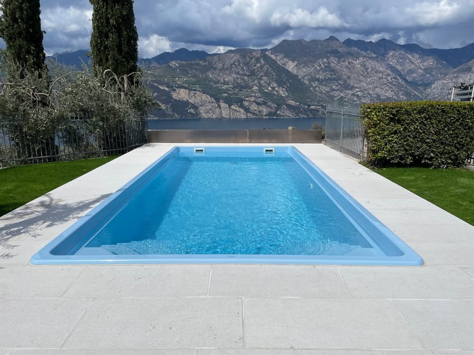 Villa Fuzzys - Un antico casale ristrutturato Villa in Malcesine