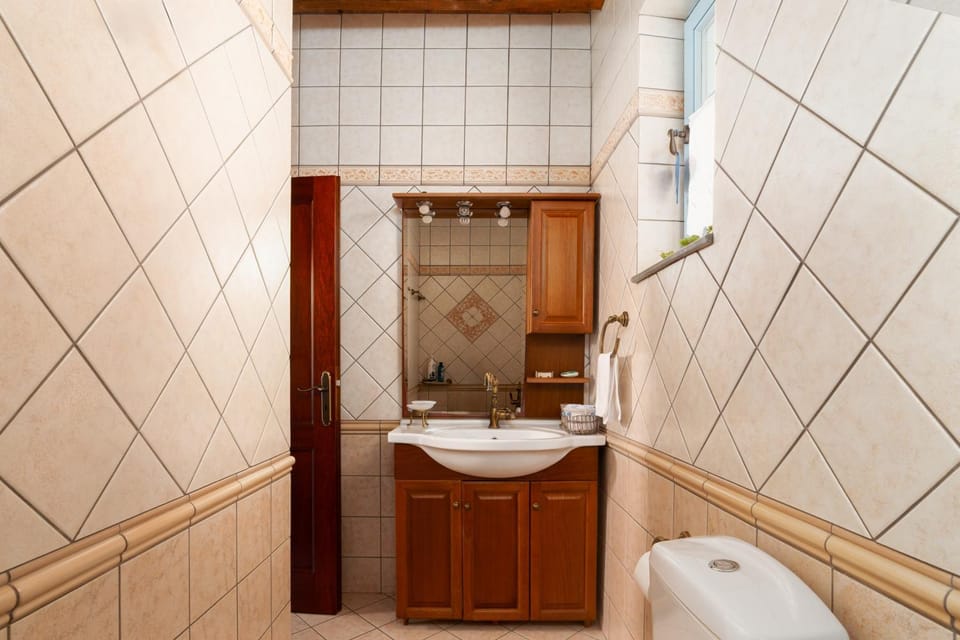 villa eirini Apartment in Decentralized Administration of the Aegean