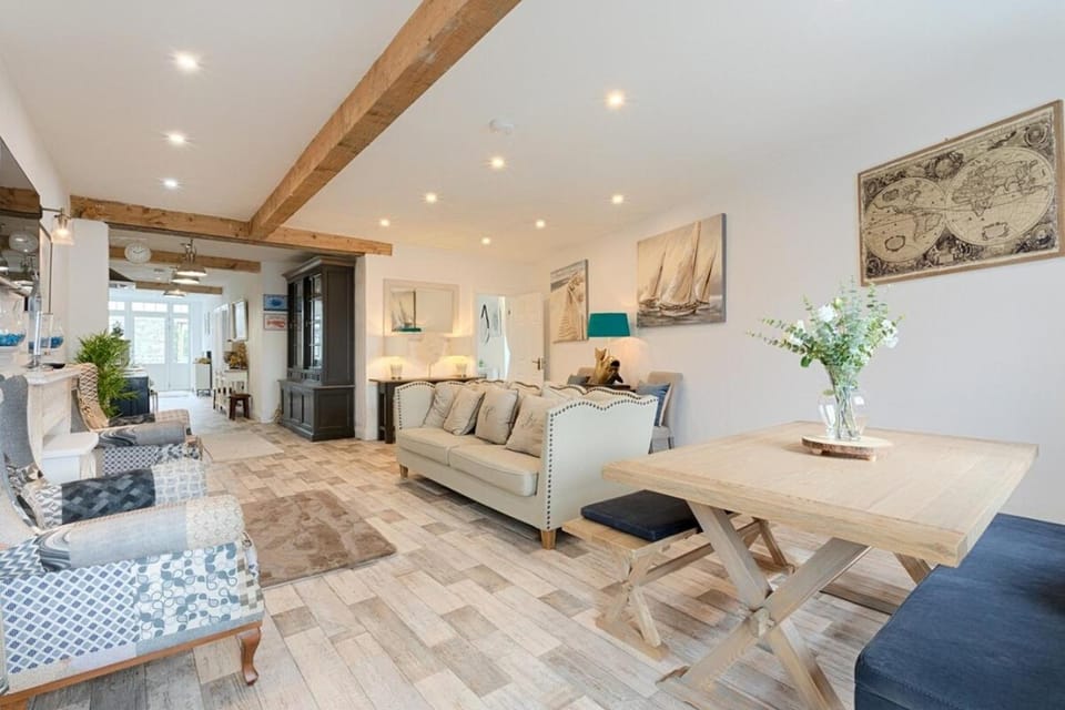 Holland House No3 House in County Clare