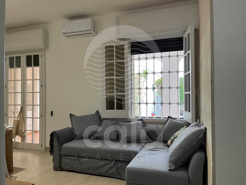 Living room, air conditioner