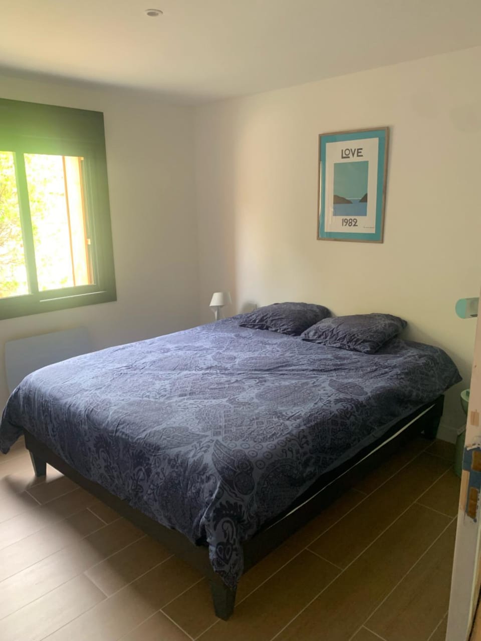 Bed, Photo of the whole room