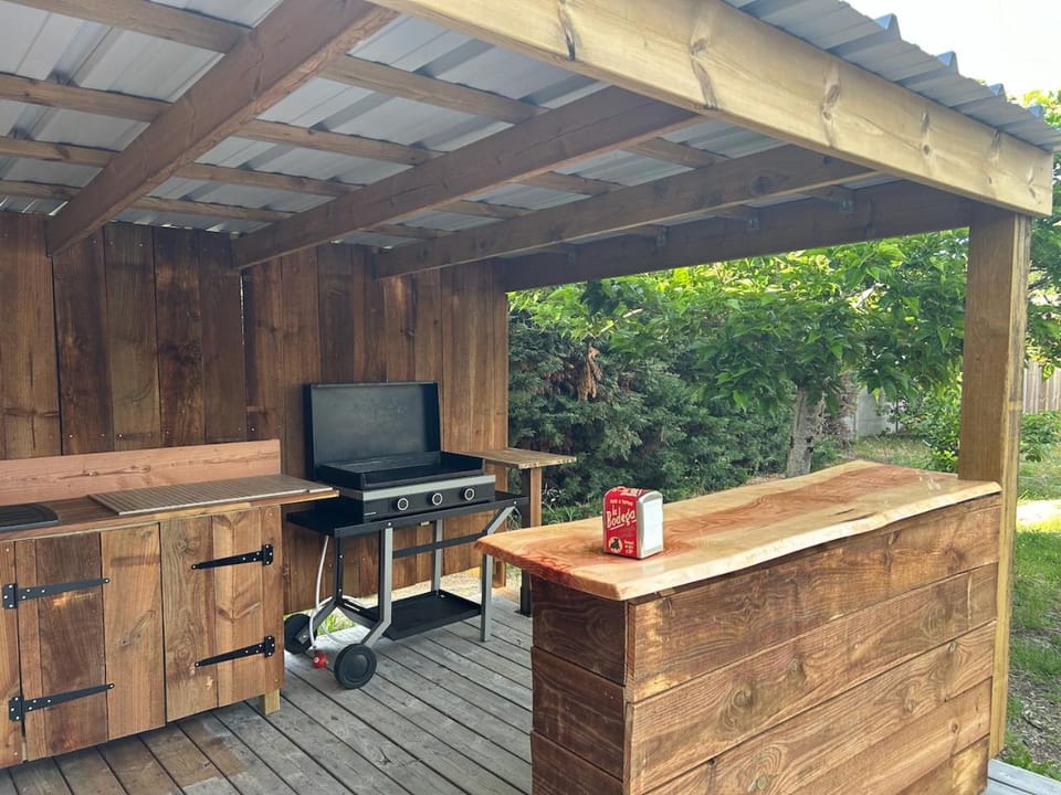 Lounge or bar