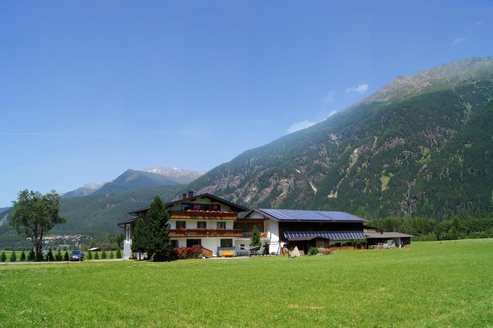 Facade/entrance, Summer